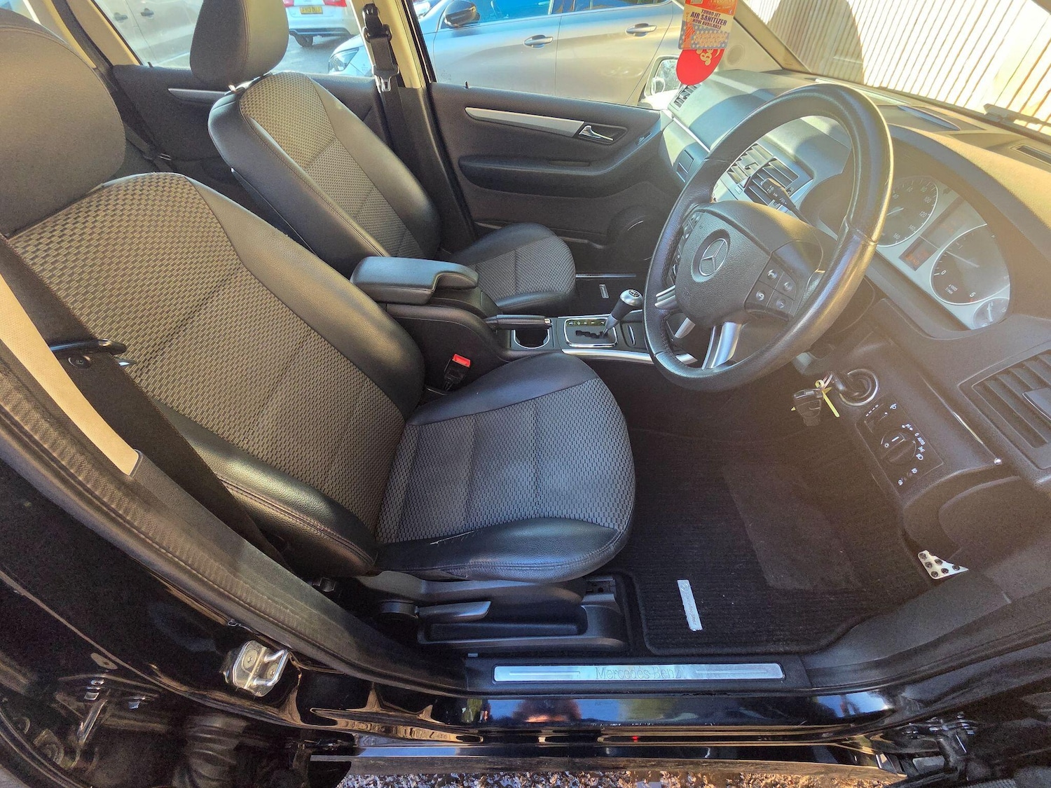 Used Mercedes-Benz B Class 2009 for sale - 77242789: Photo 31