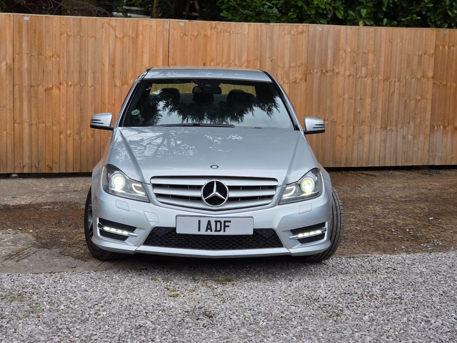 Used Mercedes-Benz C Class 2013 for sale - 76992142: Photo 2