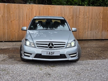 Used Mercedes-Benz C Class 2013 for sale - 76992142: Photo