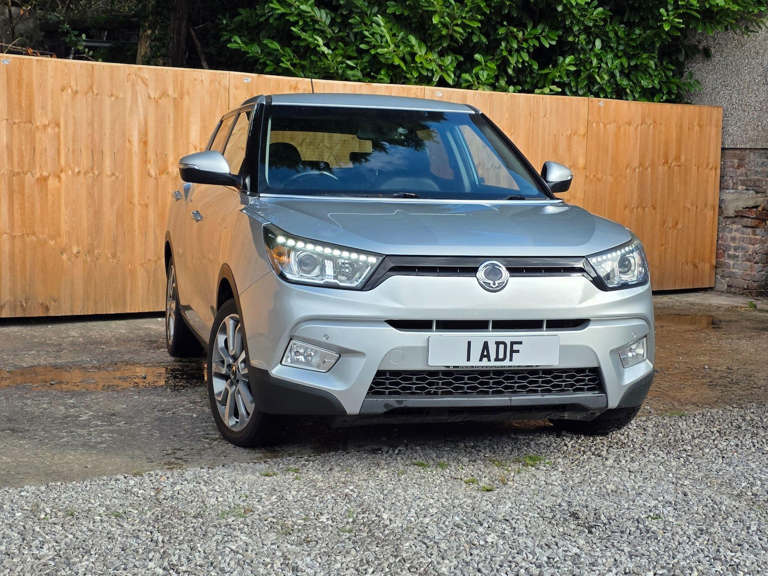 Used Ssangyong Tivoli 2016 for sale - 76644985: Photo 1