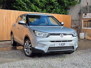 Used Ssangyong Tivoli 2016 for sale - 76644985: Photo