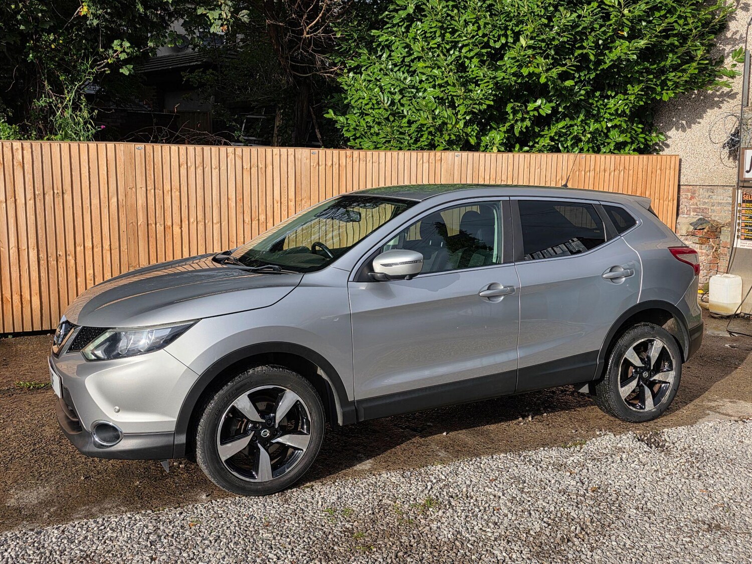 Used Nissan Qashqai 2016 for sale - 76645540: Photo 13