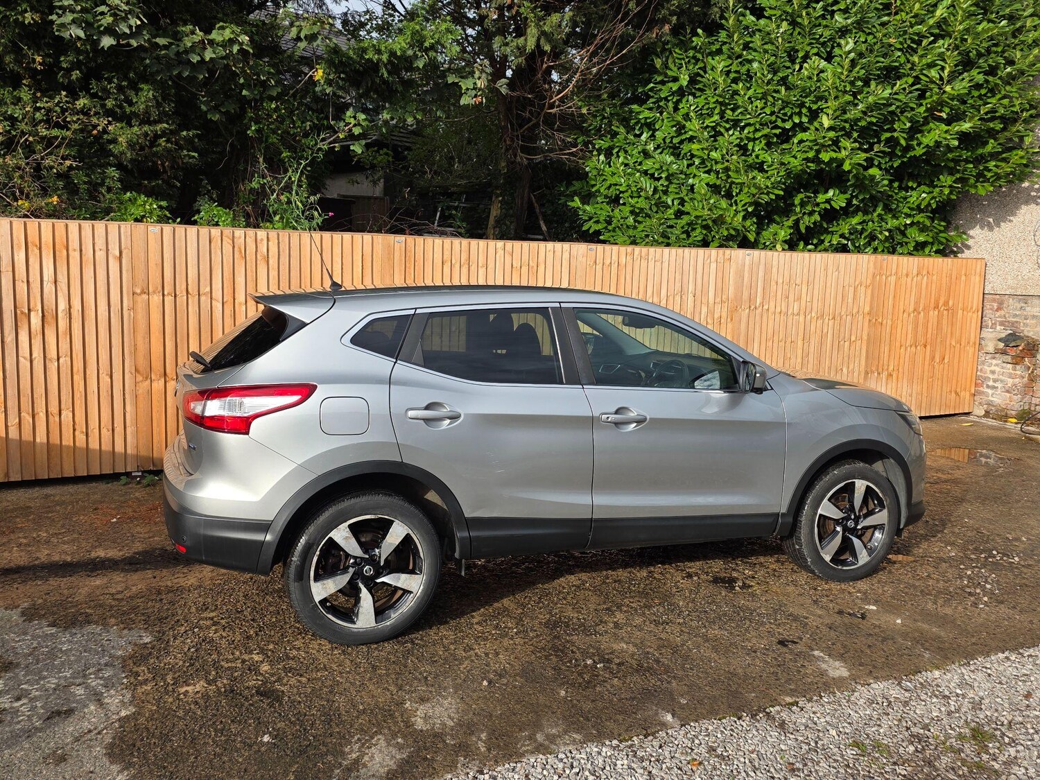 Used Nissan Qashqai 2016 for sale - 76645540: Photo 28