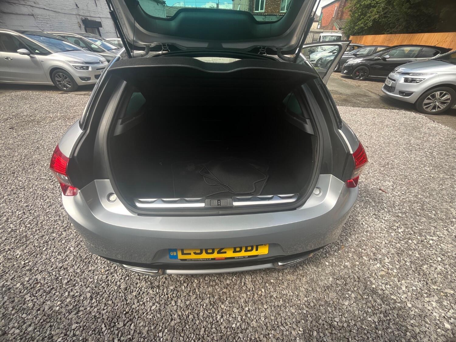 Used Citroen DS5 2012 for sale - 76646339: Photo 11