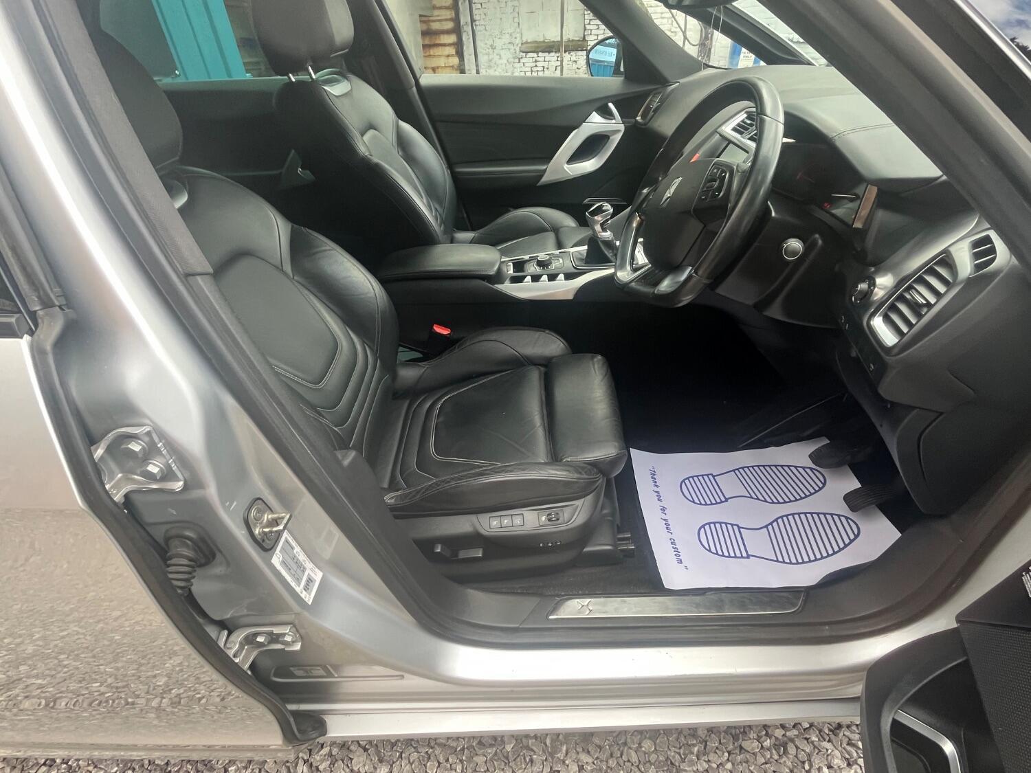 Used Citroen DS5 2012 for sale - 76646339: Photo 12