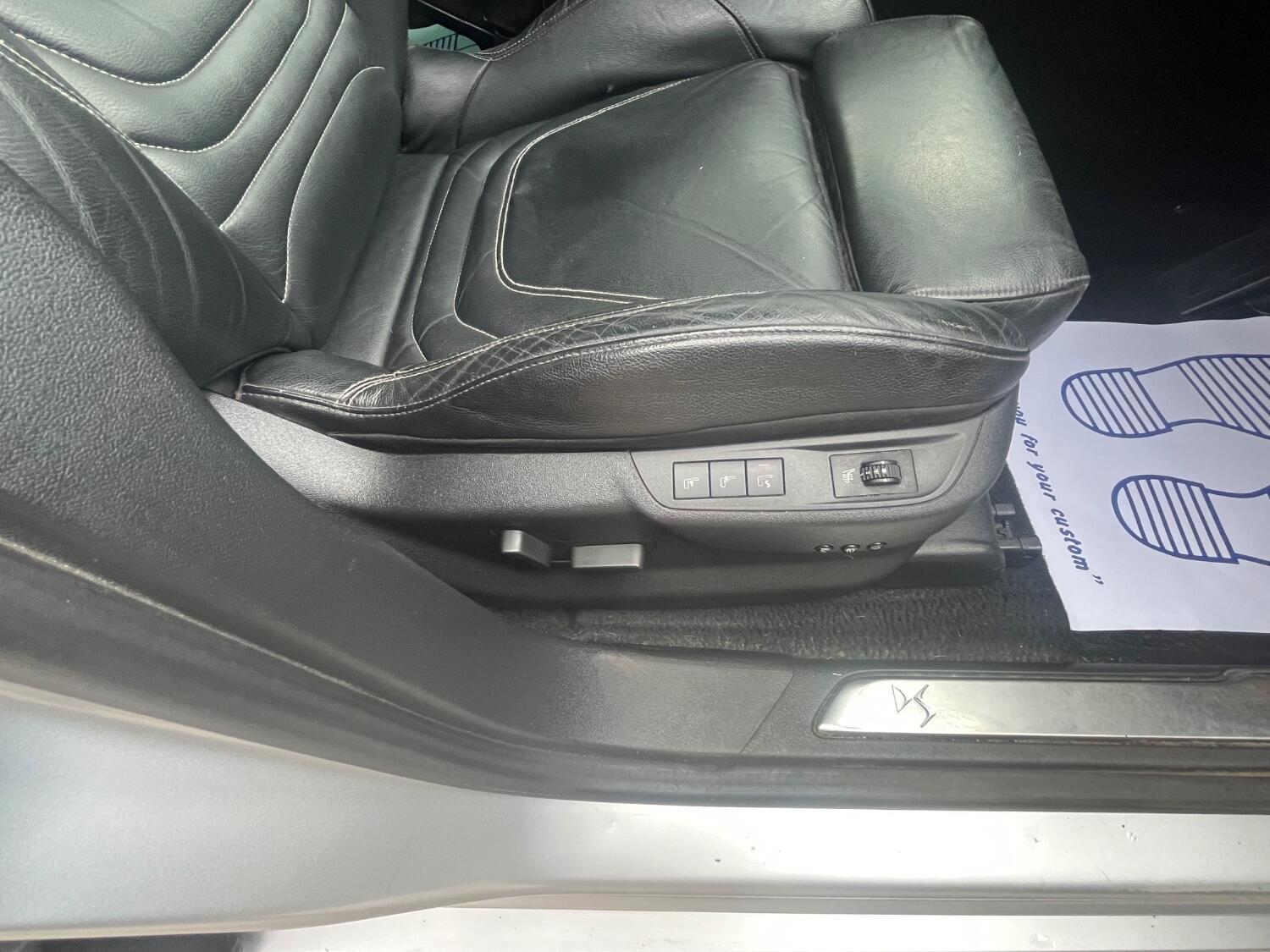 Used Citroen DS5 2012 for sale - 76646339: Photo 15