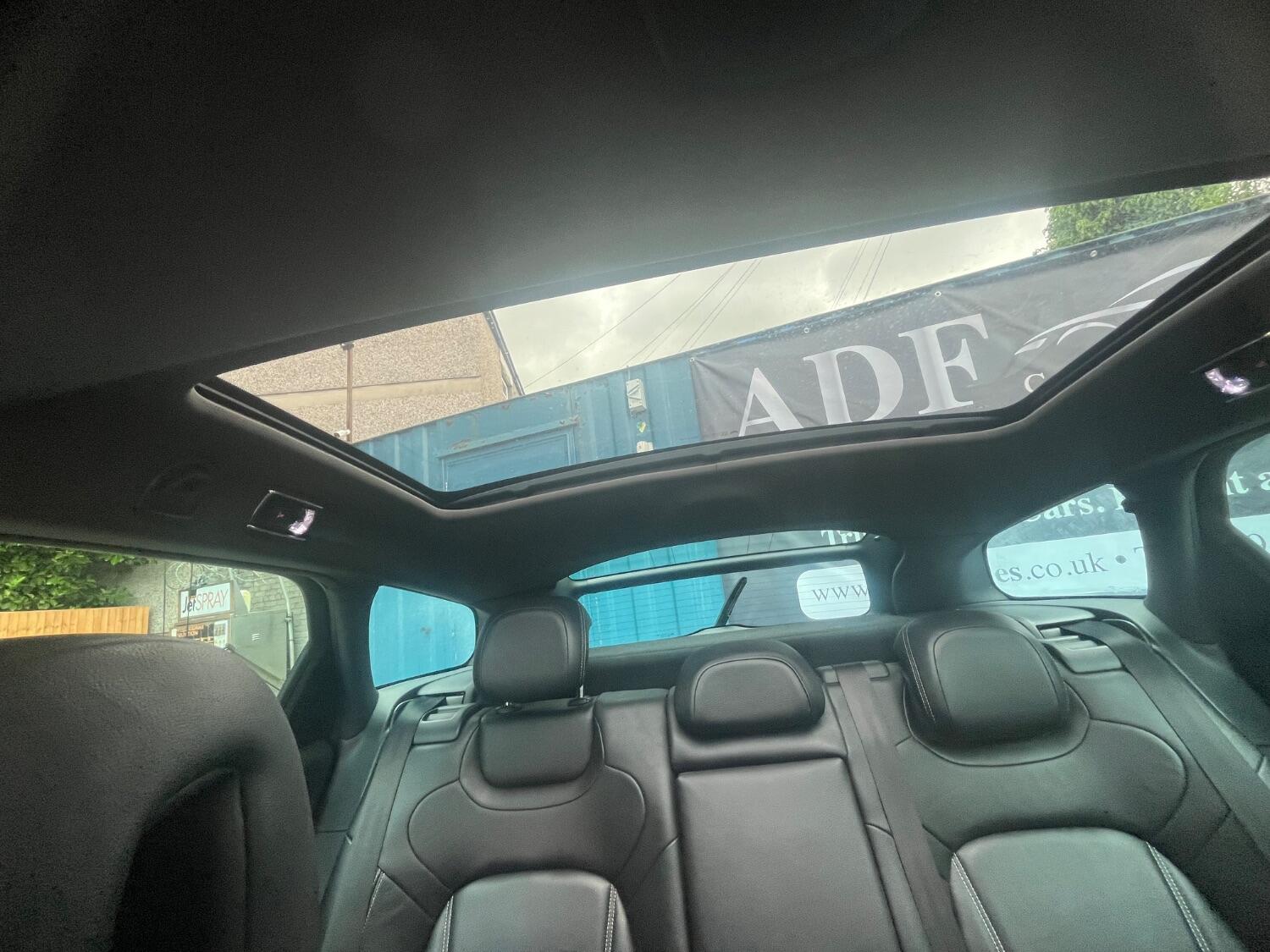 Used Citroen DS5 2012 for sale - 76646339: Photo 16