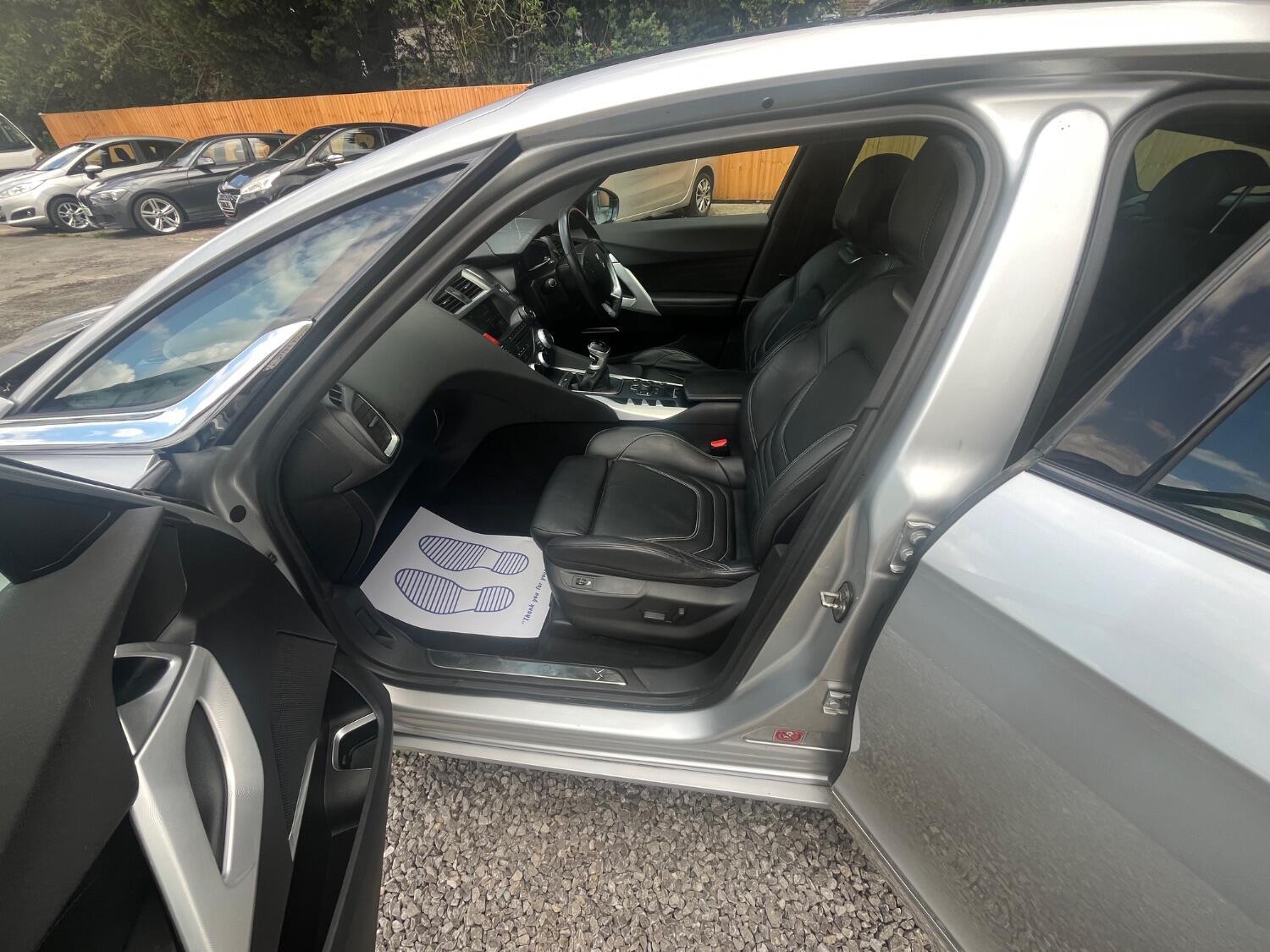 Used Citroen DS5 2012 for sale - 76646339: Photo 22