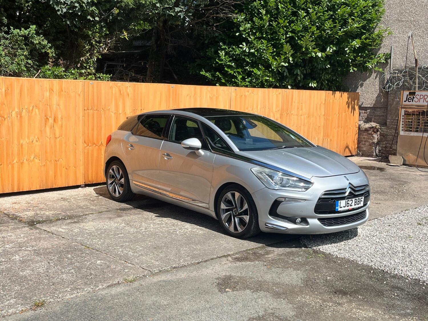 Used Citroen DS5 2012 for sale - 76646339: Photo 3