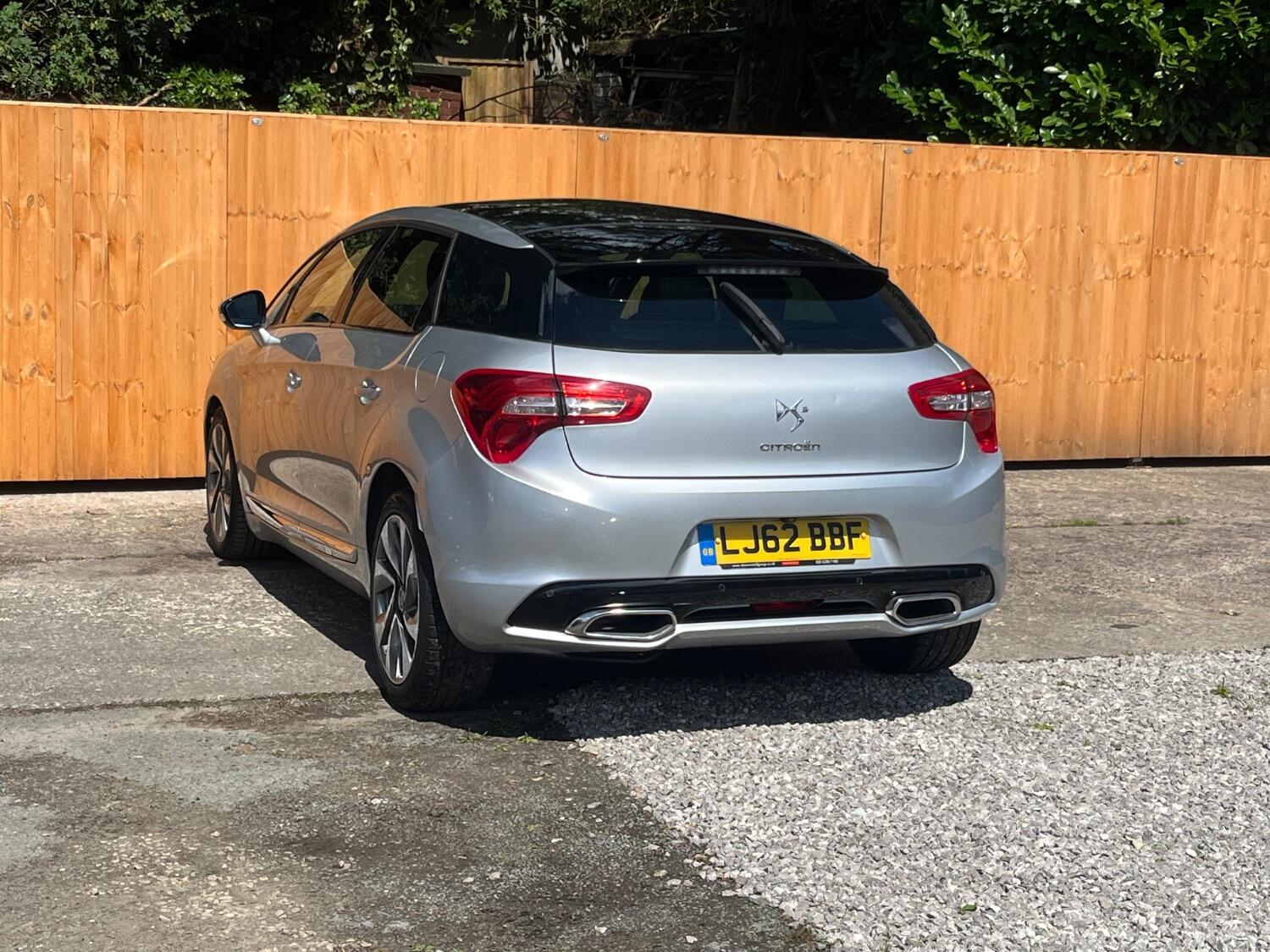 Used Citroen DS5 2012 for sale - 76646339: Photo 9