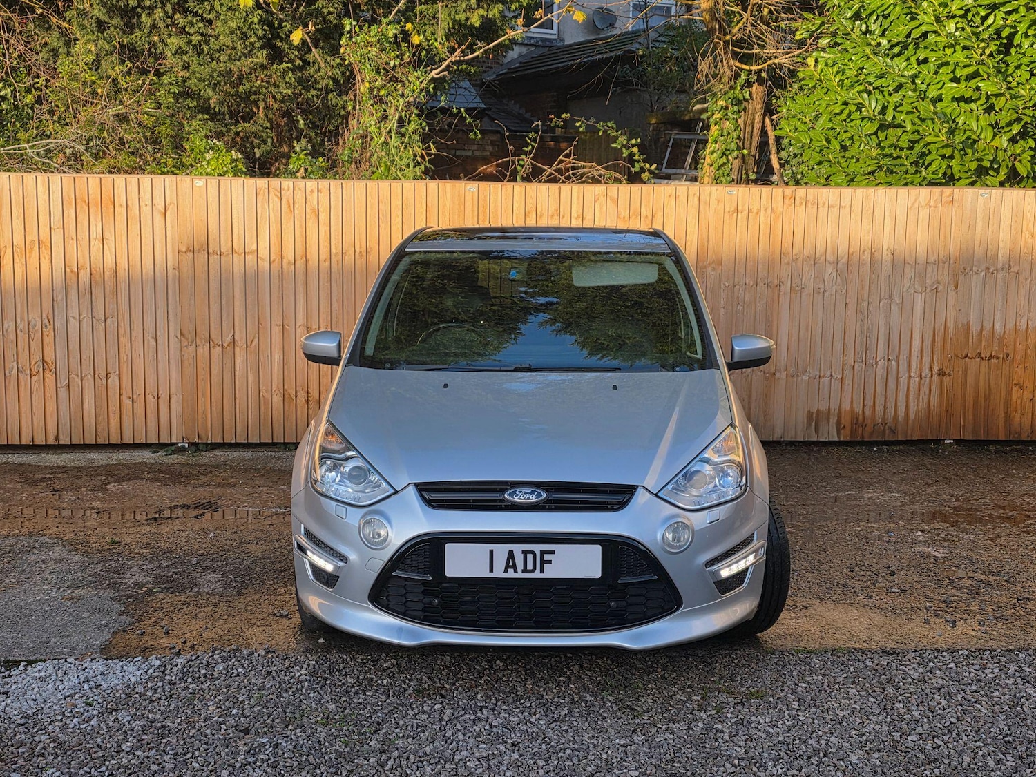 Used Ford S-Max 2010 for sale - 76786452: Photo 1