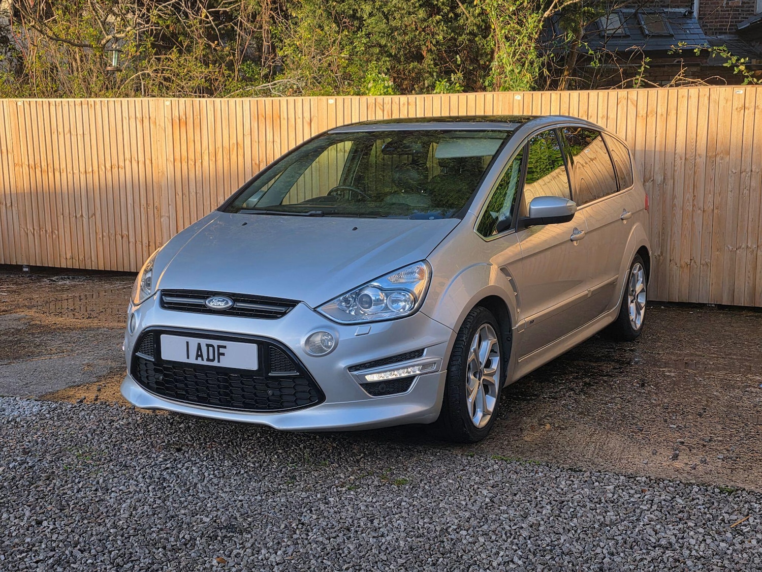 Used Ford S-Max 2010 for sale - 76786452: Photo 11