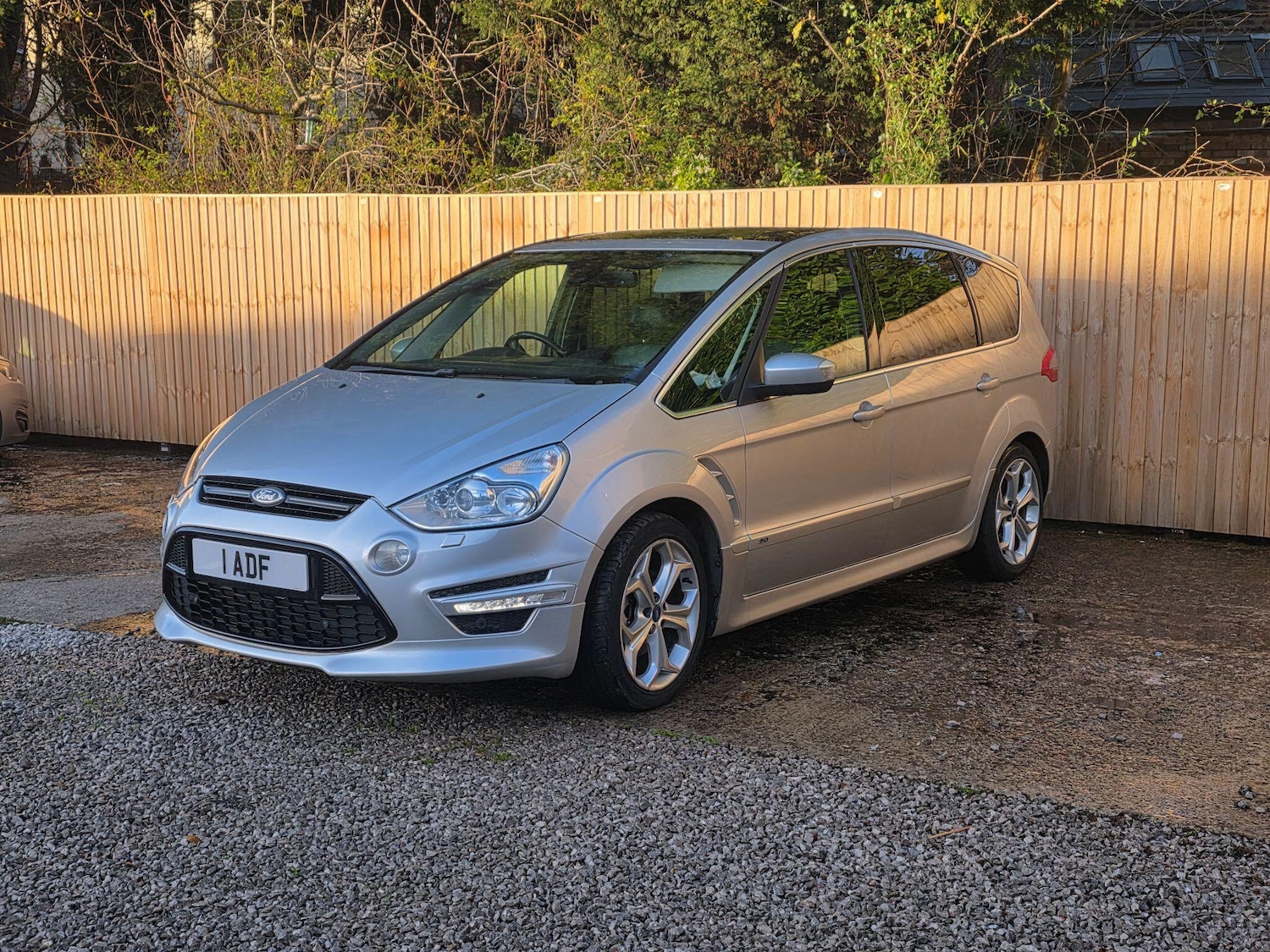 Used Ford S-Max 2010 for sale - 76786452: Photo 12