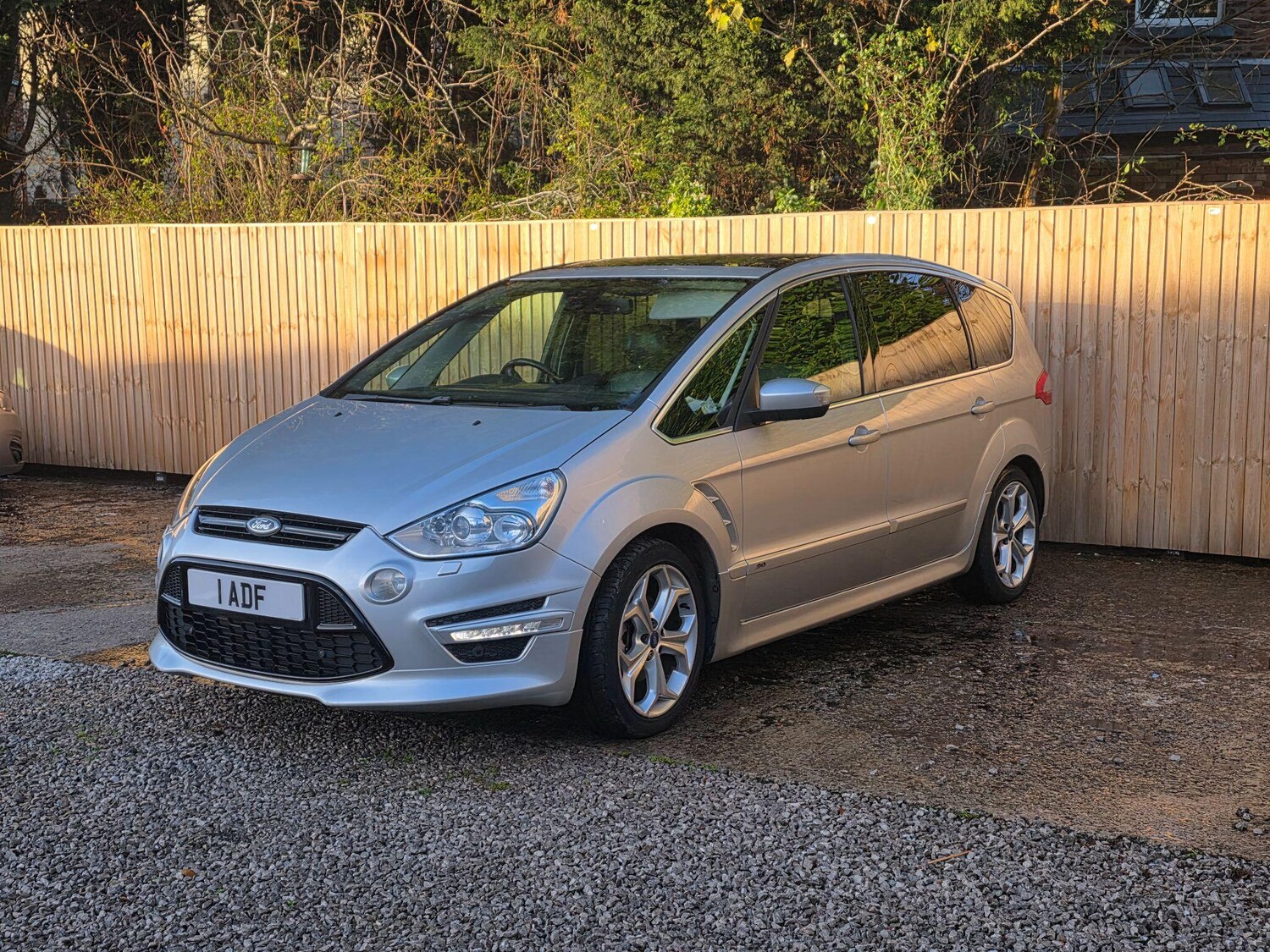 Used Ford S-Max 2010 for sale - 76786452: Photo 14