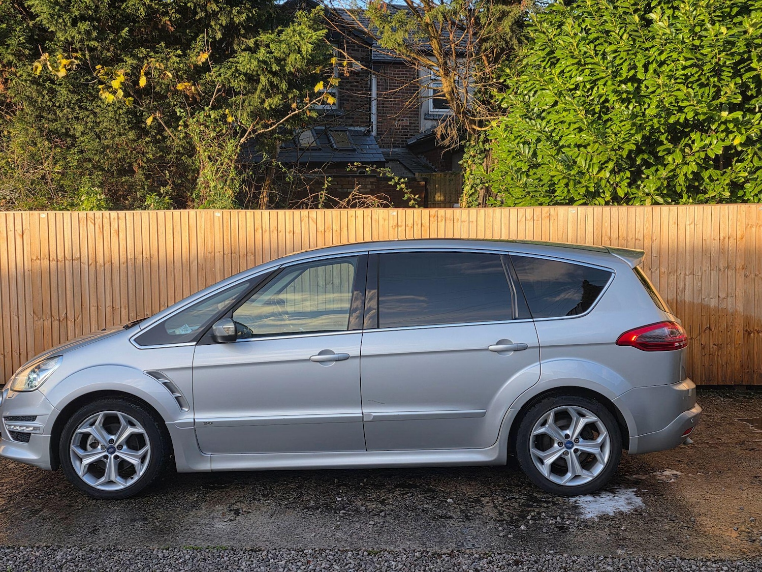 Used Ford S-Max 2010 for sale - 76786452: Photo 16