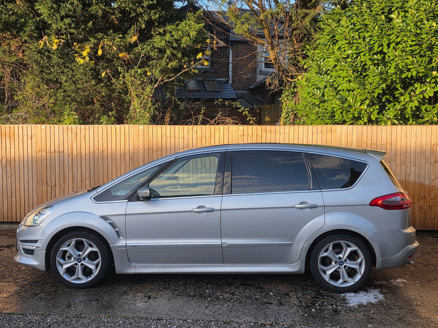 Used Ford S-Max 2010 for sale - 76786452: Photo 17