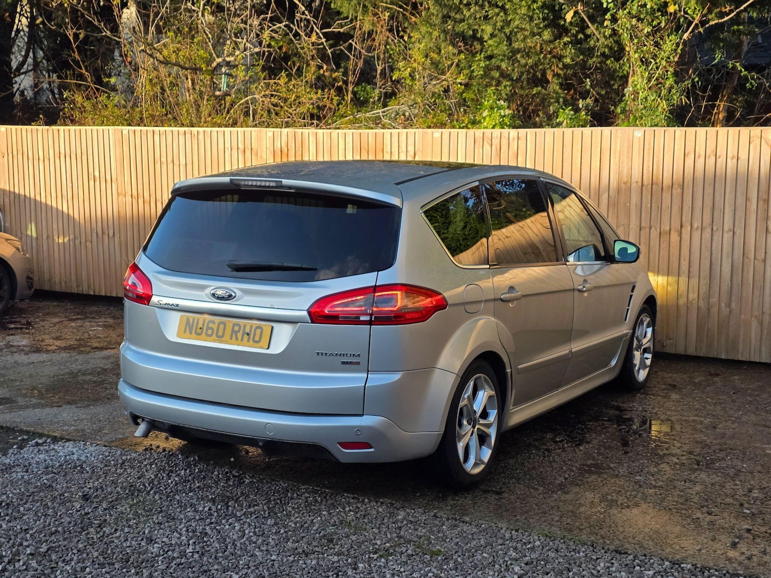 Used Ford S-Max 2010 for sale - 76786452: Photo 27
