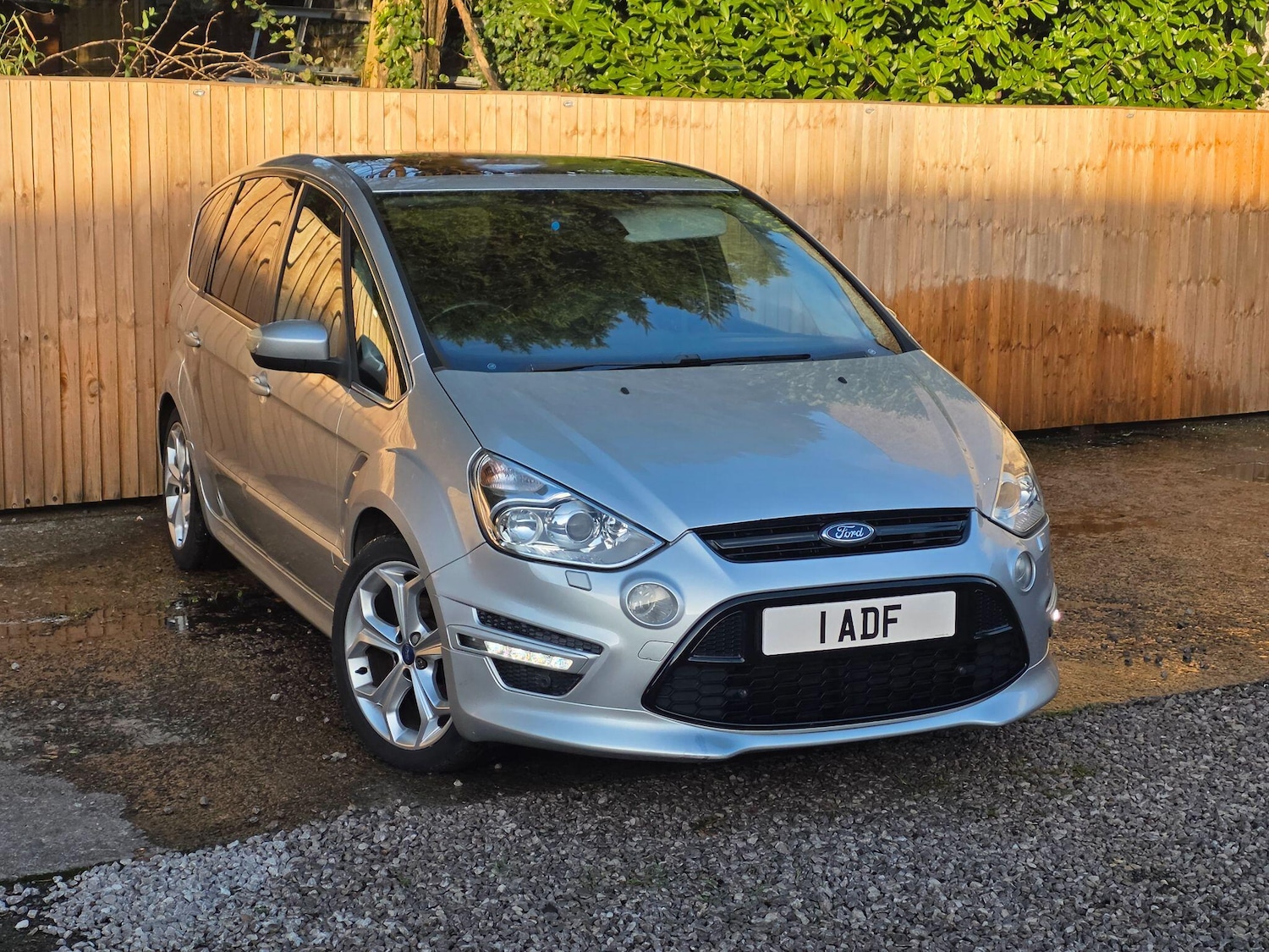 Used Ford S-Max 2010 for sale - 76786452: Photo 6