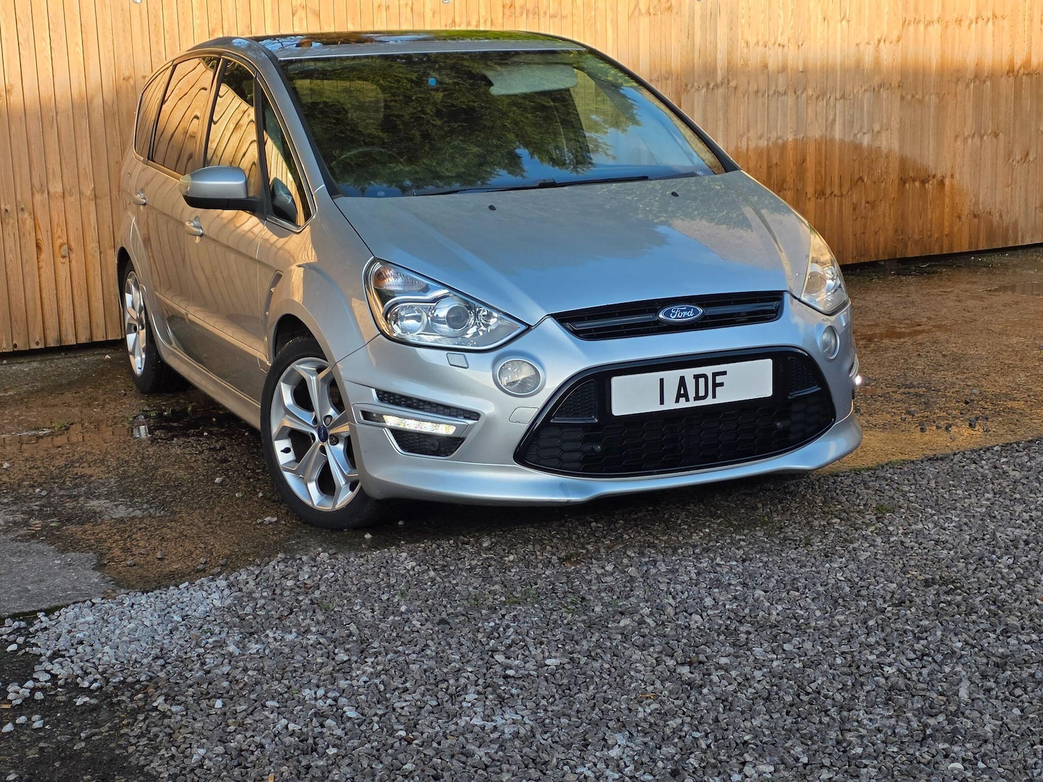 Used Ford S-Max 2010 for sale - 76786452: Photo 8
