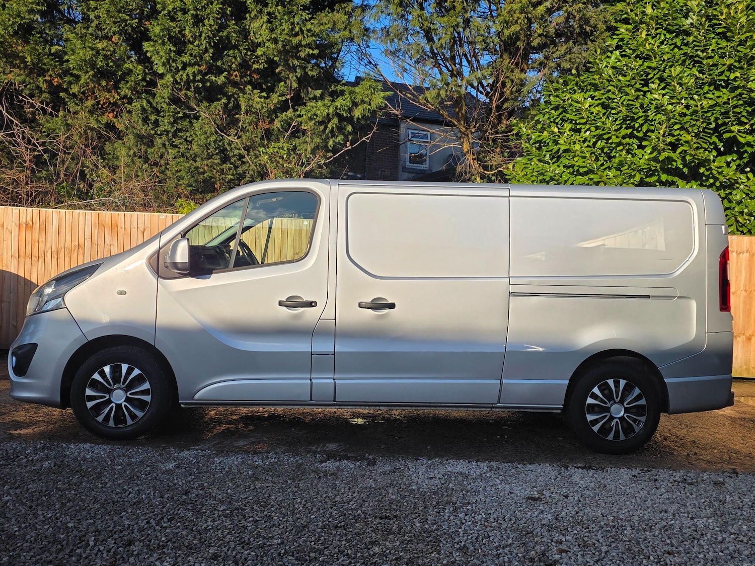 Used Vauxhall Vivaro for sale - 77242293: Photo 15