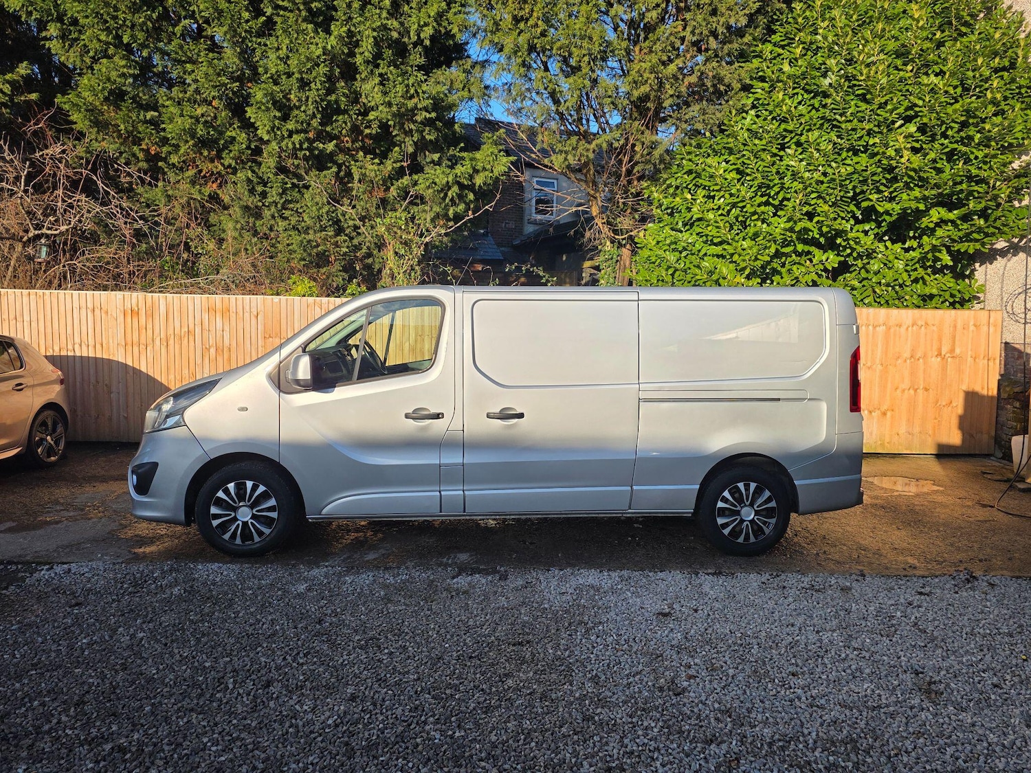 Used Vauxhall Vivaro for sale - 77242293: Photo 16