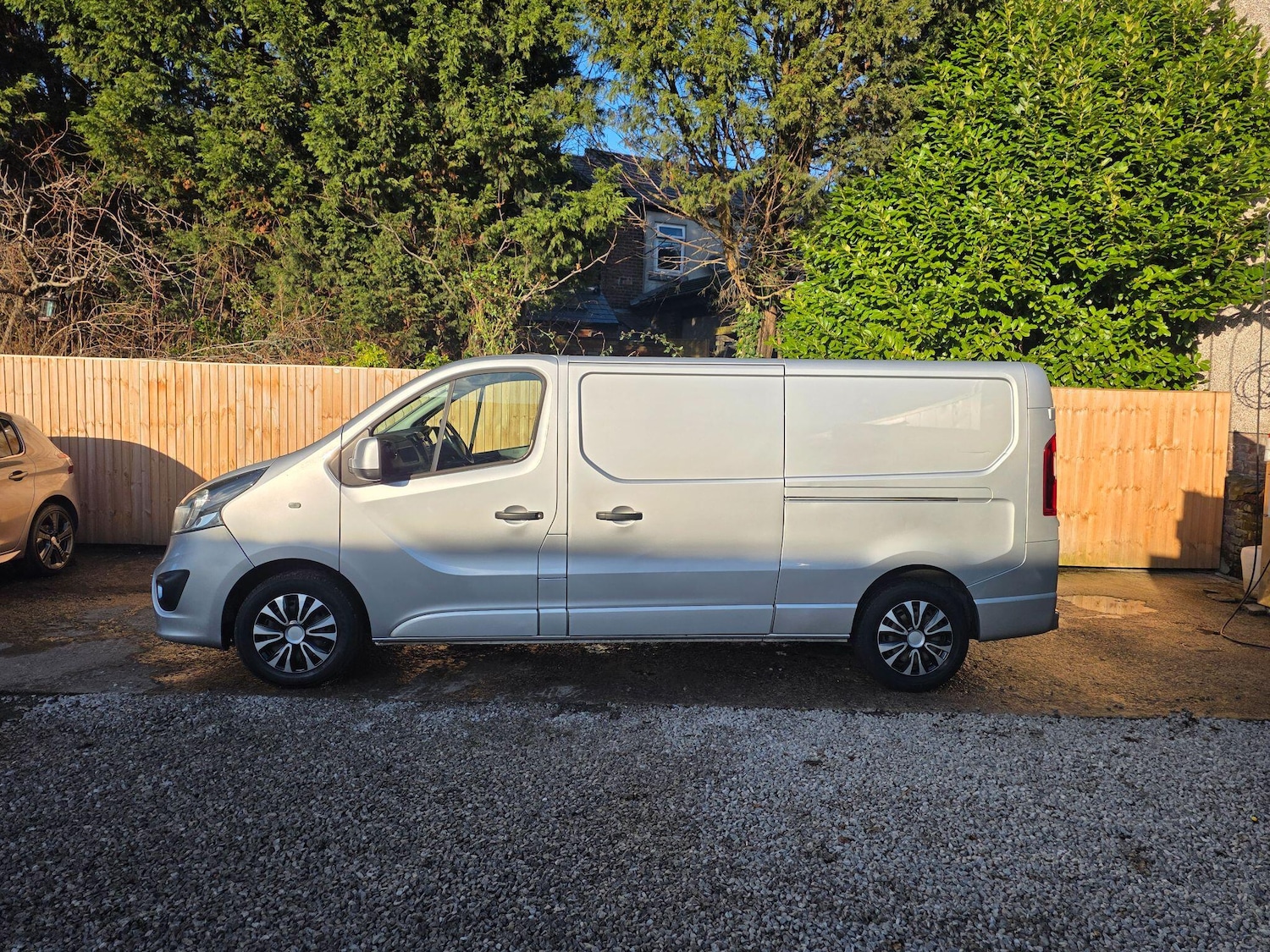 Used Vauxhall Vivaro for sale - 77242293: Photo 17
