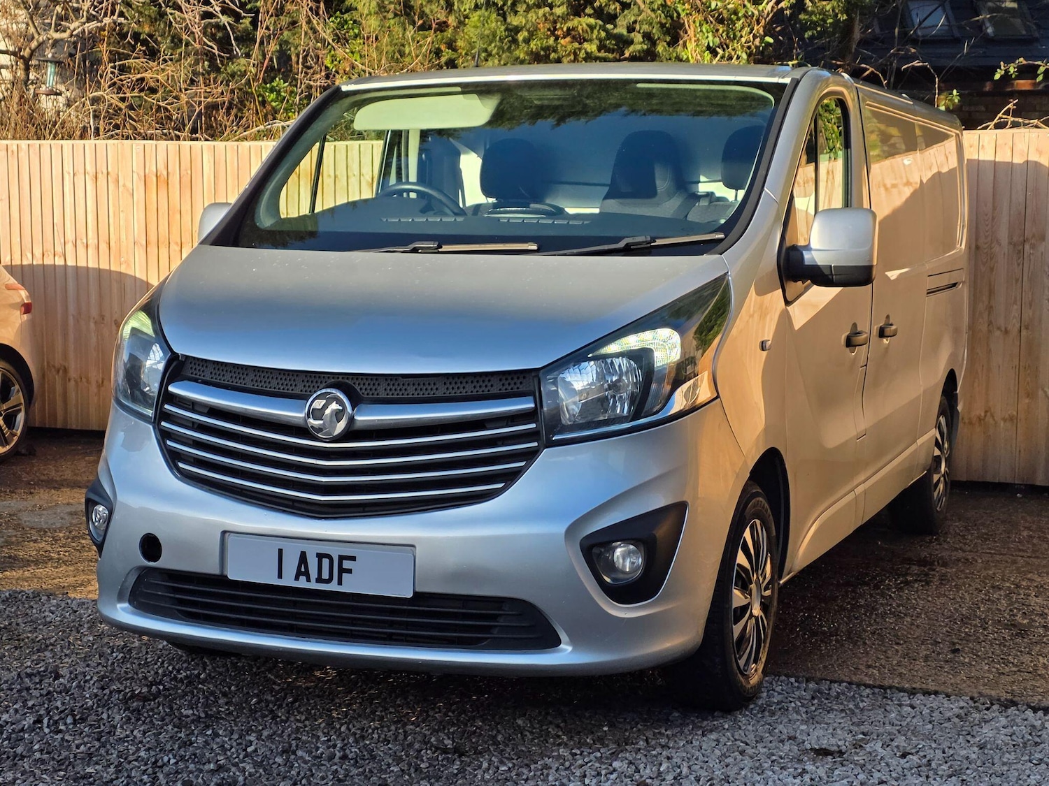 Used Vauxhall Vivaro for sale - 77242293: Photo 3