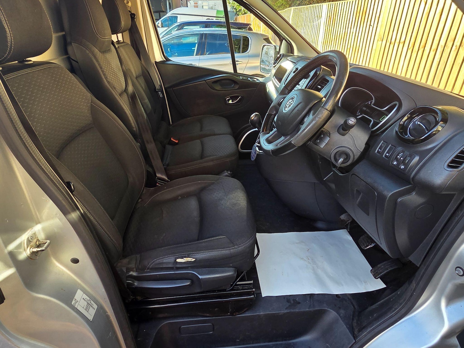 Used Vauxhall Vivaro for sale - 77242293: Photo 33