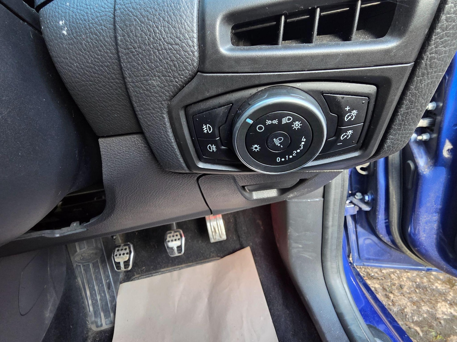 Used Ford Focus 2015 for sale - 77331978: Photo 45