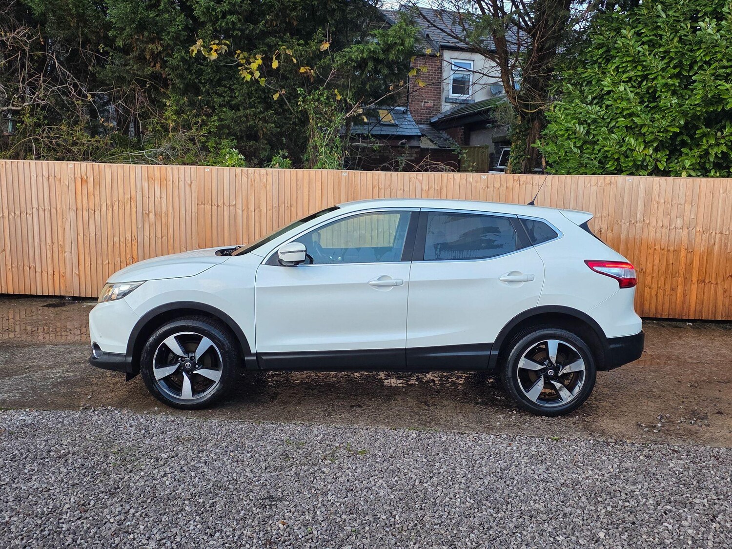 Used Nissan Qashqai 2015 for sale - 76786906: Photo 15