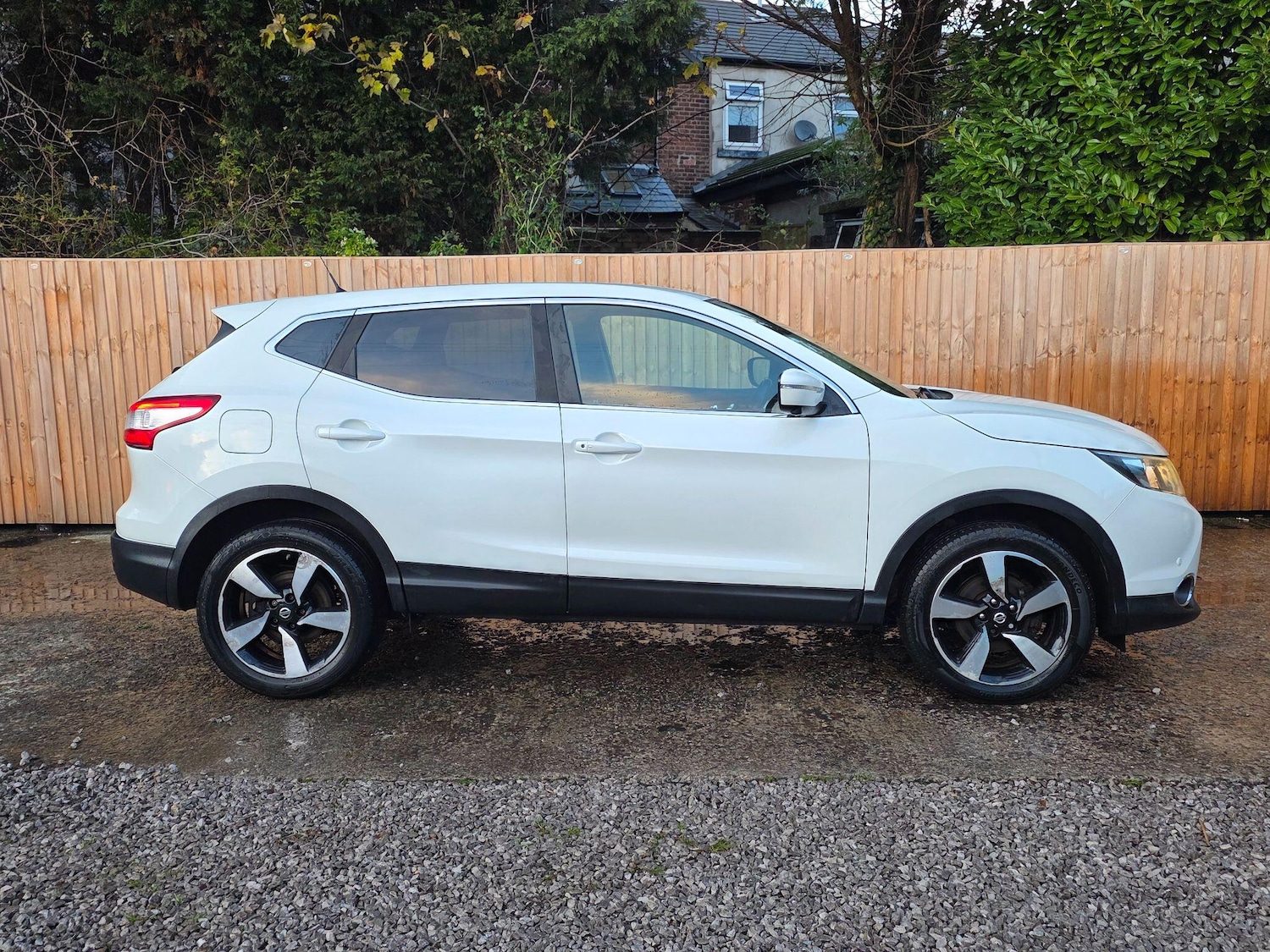 Used Nissan Qashqai 2015 for sale - 76786906: Photo 30