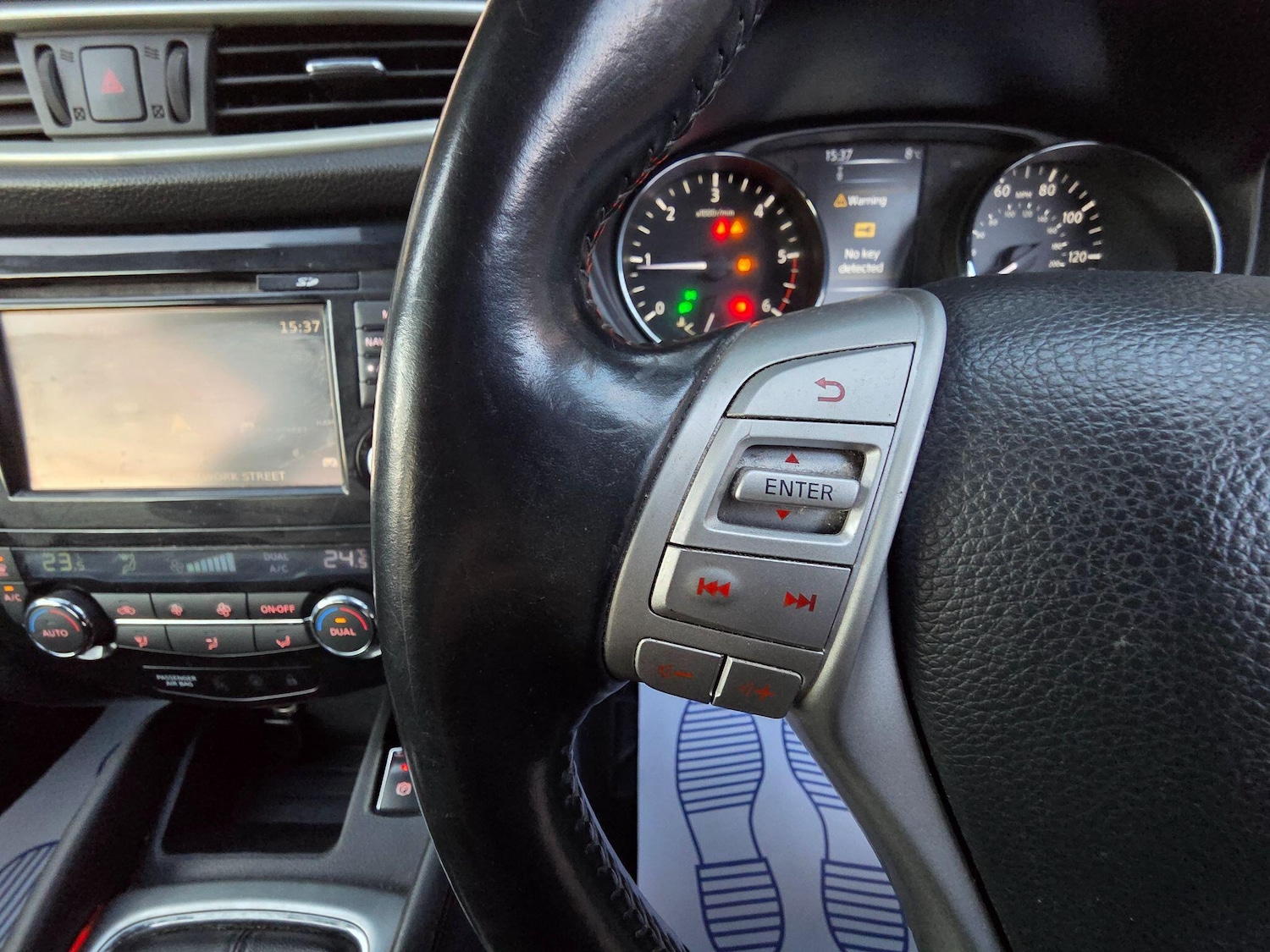 Used Nissan Qashqai 2015 for sale - 76786906: Photo 44