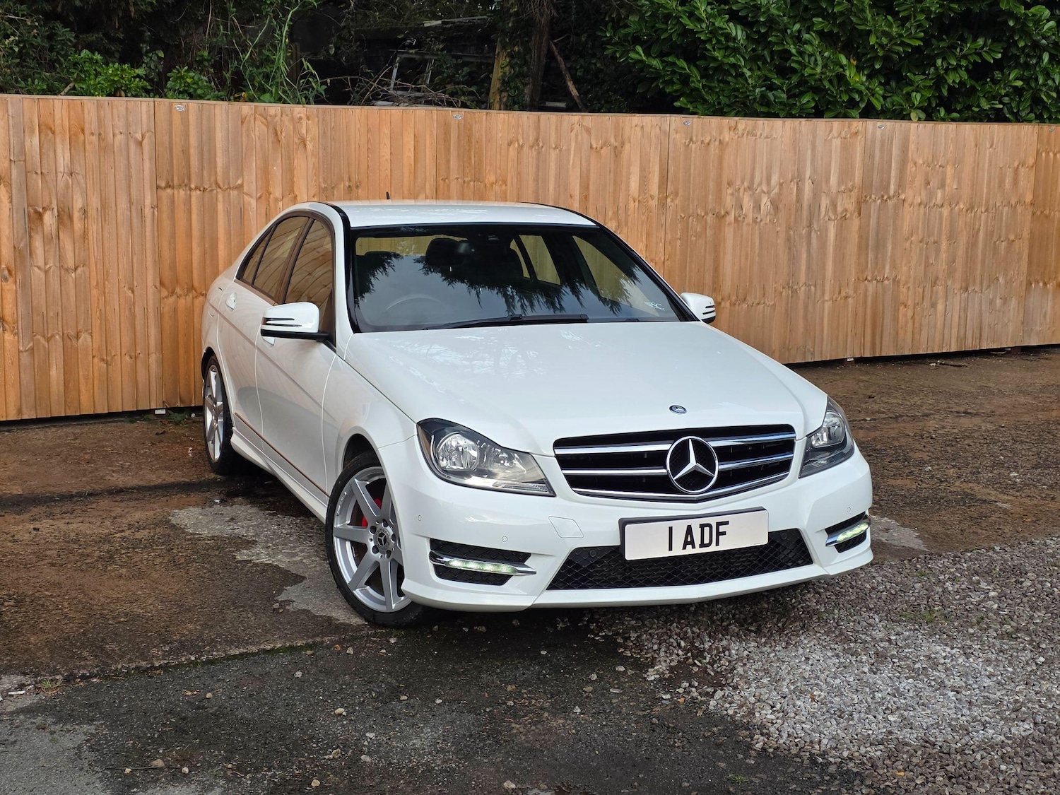 Used Mercedes-Benz C Class 2014 for sale - 76645158: Photo 1
