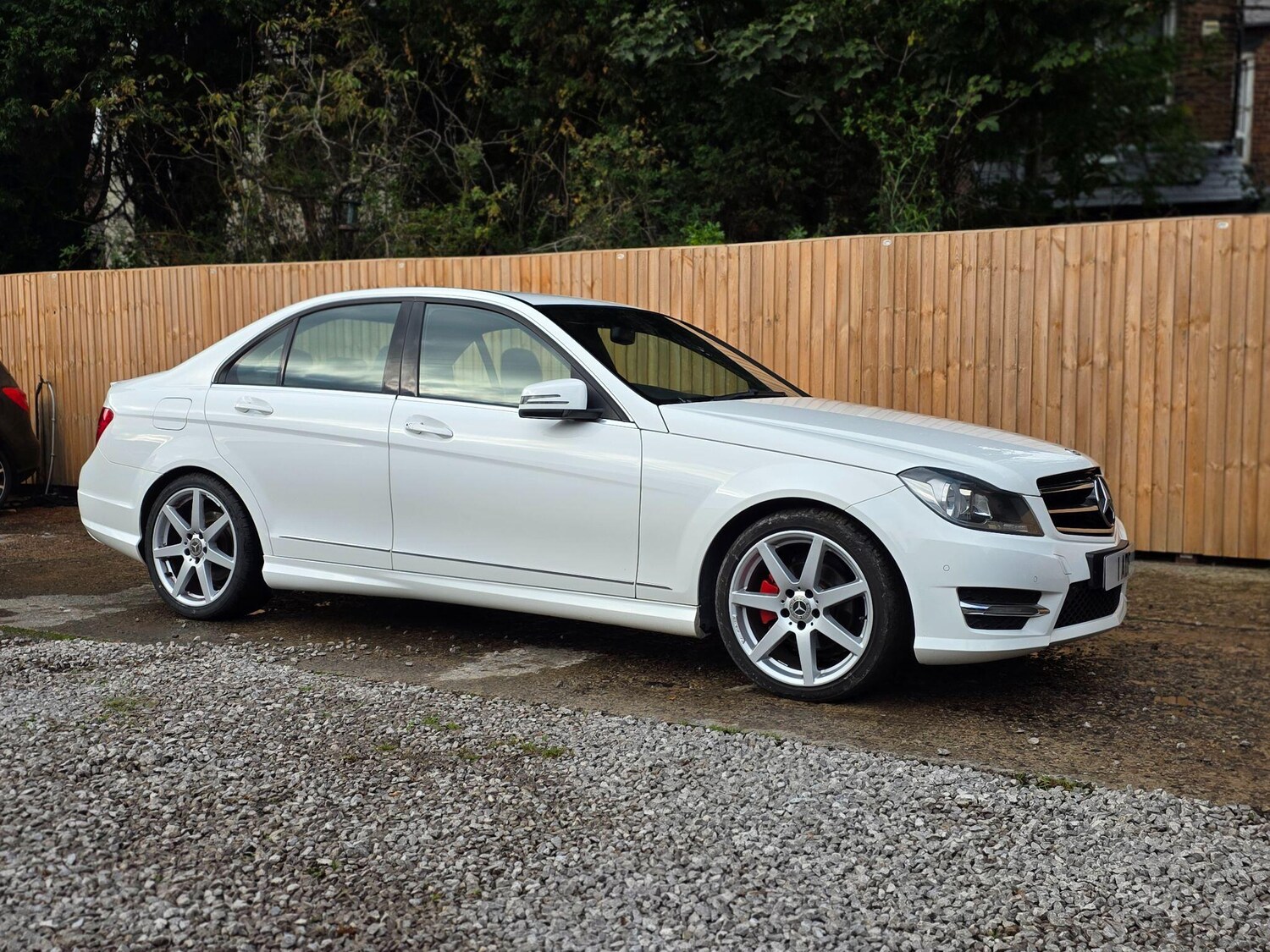 Used Mercedes-Benz C Class 2014 for sale - 76645158: Photo 10