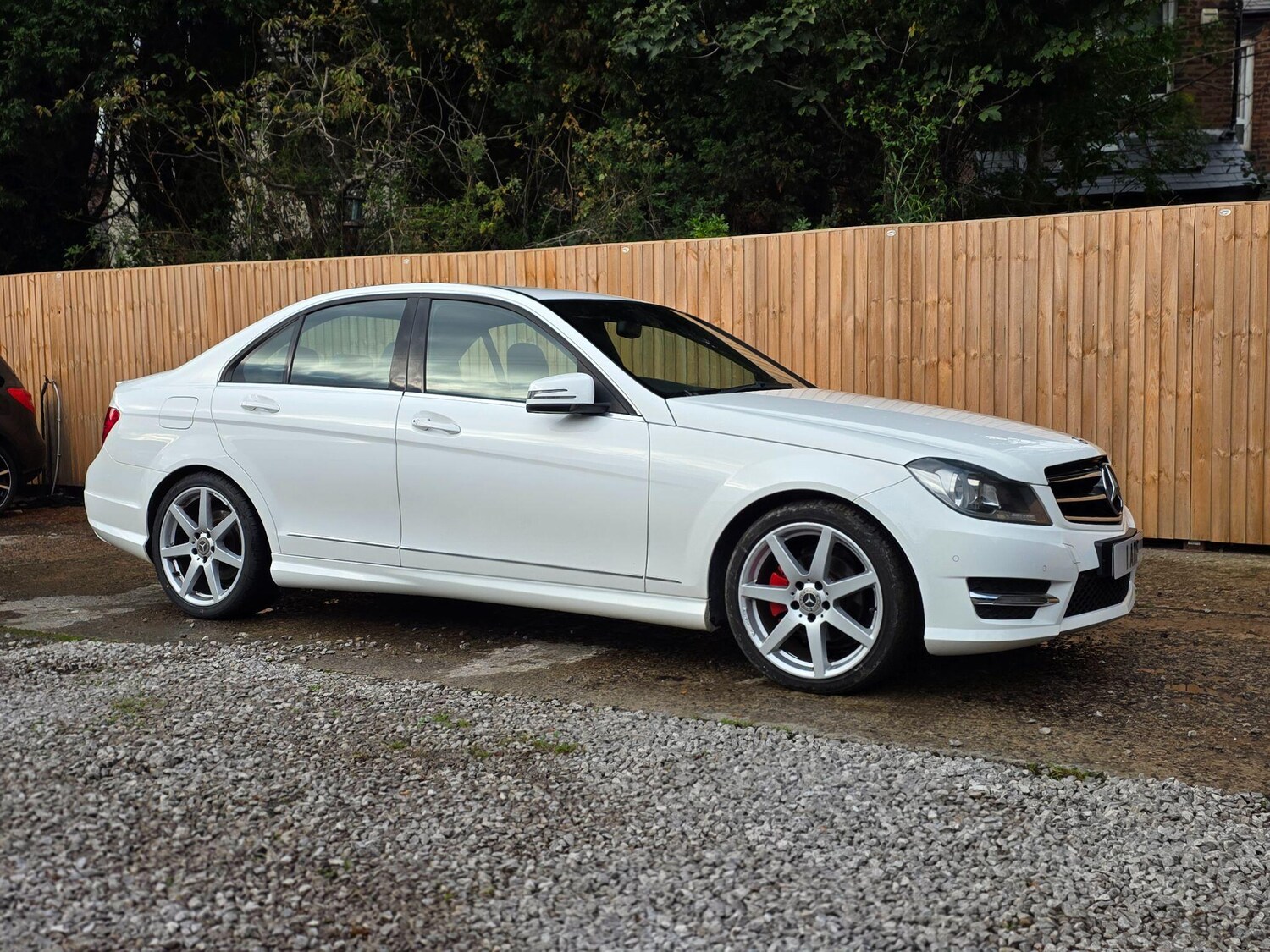 Used Mercedes-Benz C Class 2014 for sale - 76645158: Photo 11