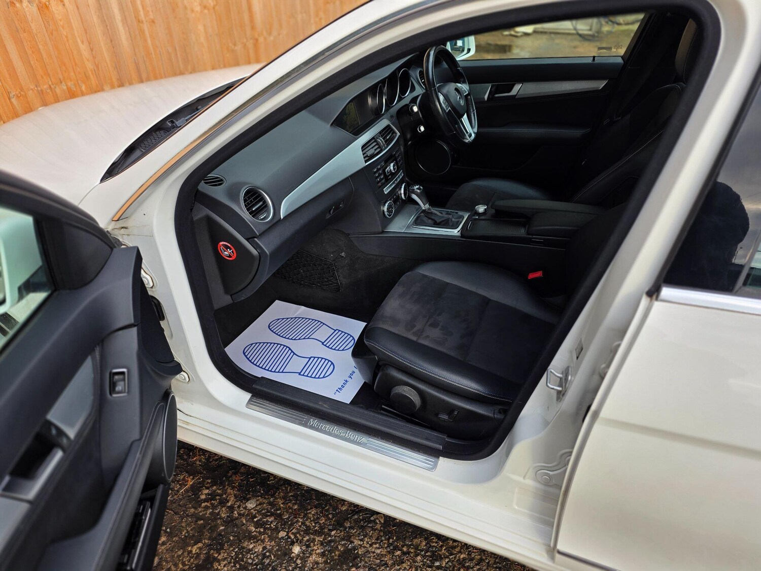 Used Mercedes-Benz C Class 2014 for sale - 76645158: Photo 56