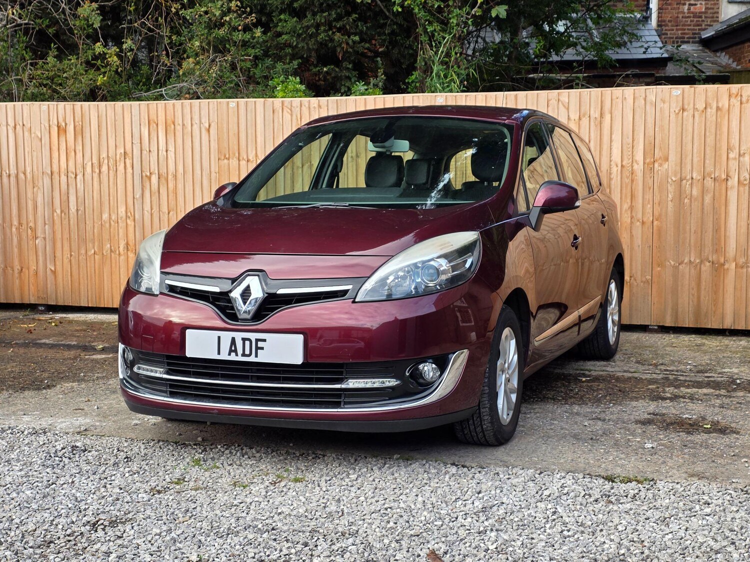 Used Renault Grand Scenic 2013 for sale - 76646164: Photo 15