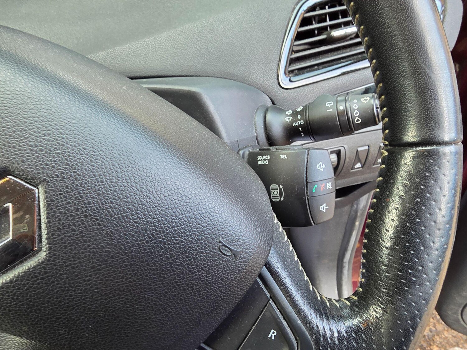 Used Renault Grand Scenic 2013 for sale - 76646164: Photo 44