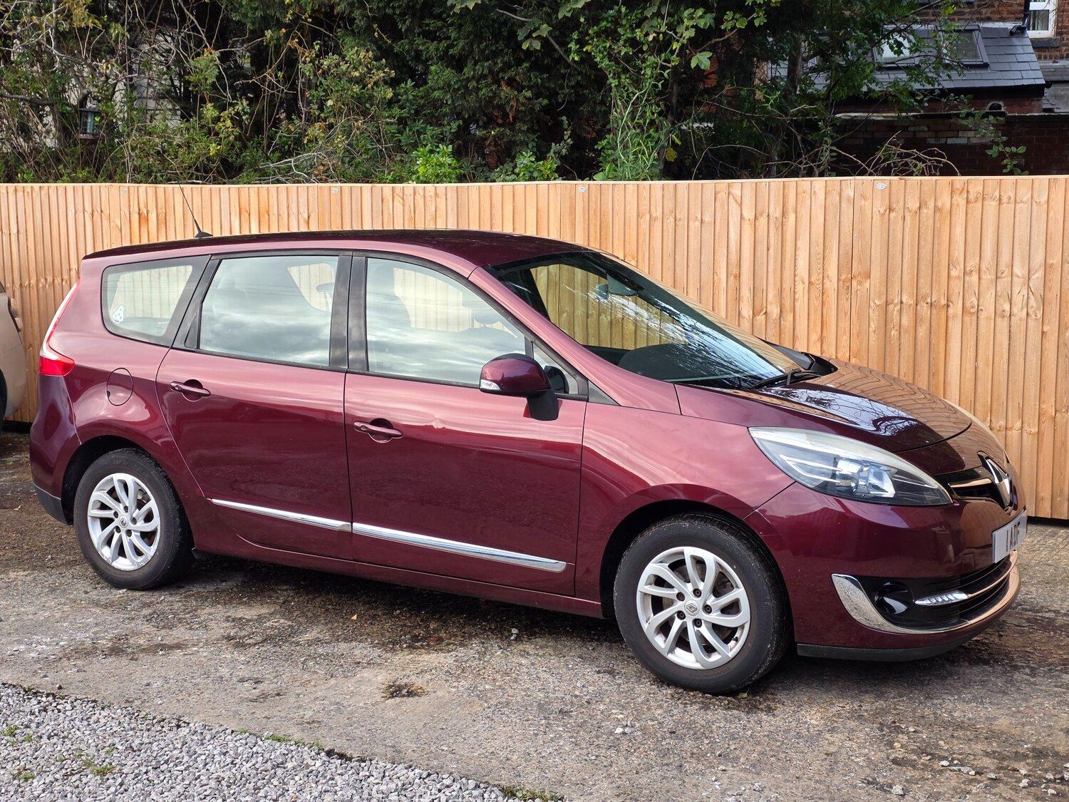 Used Renault Grand Scenic 2013 for sale - 76646164: Photo 51