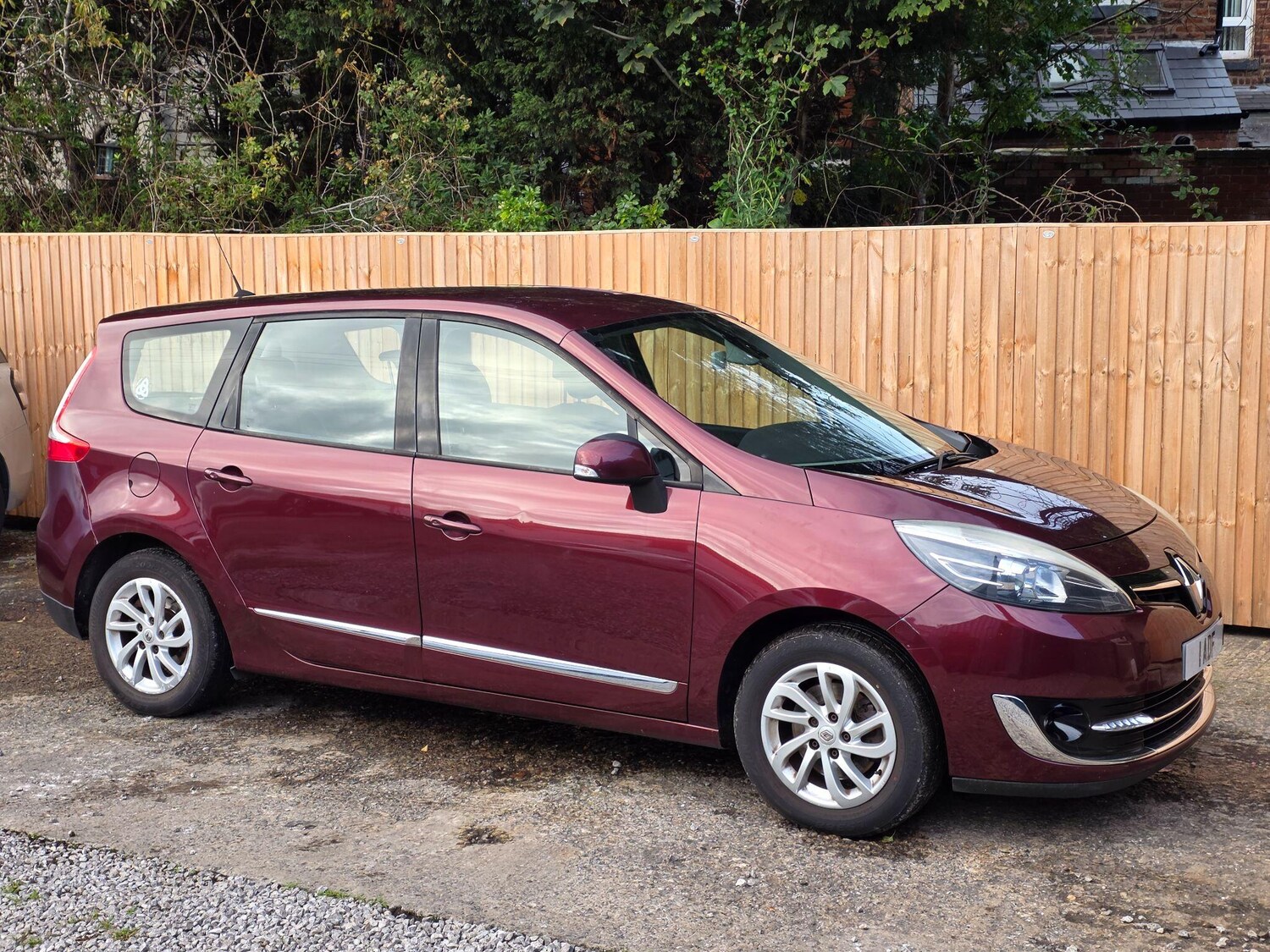 Used Renault Grand Scenic 2013 for sale - 76646164: Photo 53