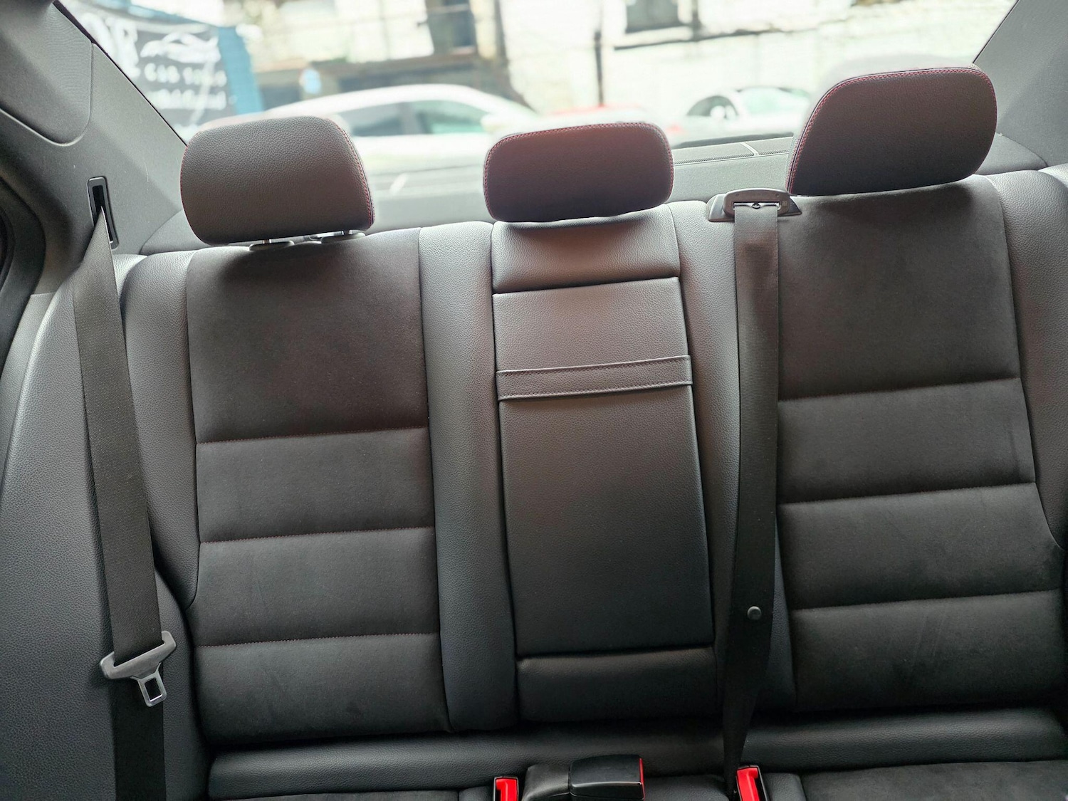 Used Mercedes-Benz C Class 2013 for sale - 76645596: Photo 39