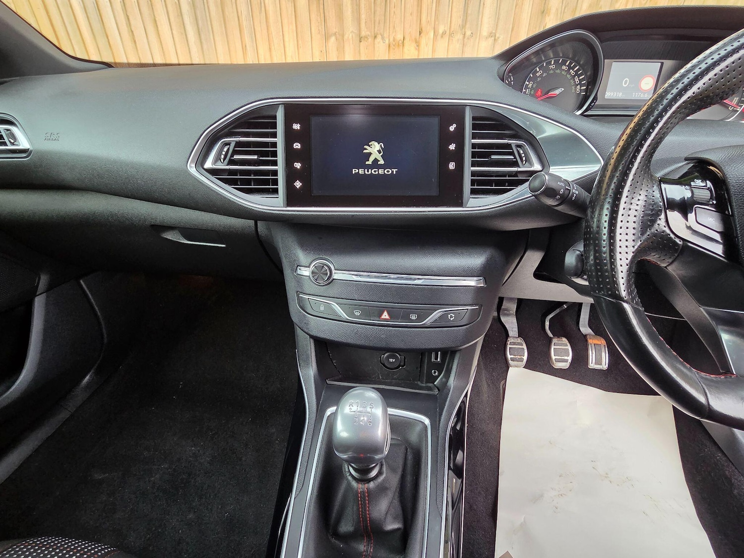 Used Peugeot 308 2016 for sale - 77215259: Photo 42