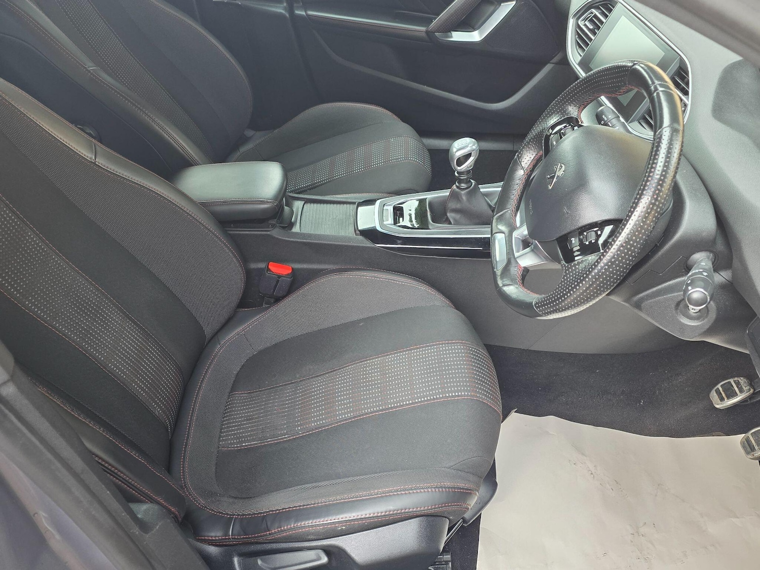 Used Peugeot 308 2016 for sale - 77215259: Photo 44