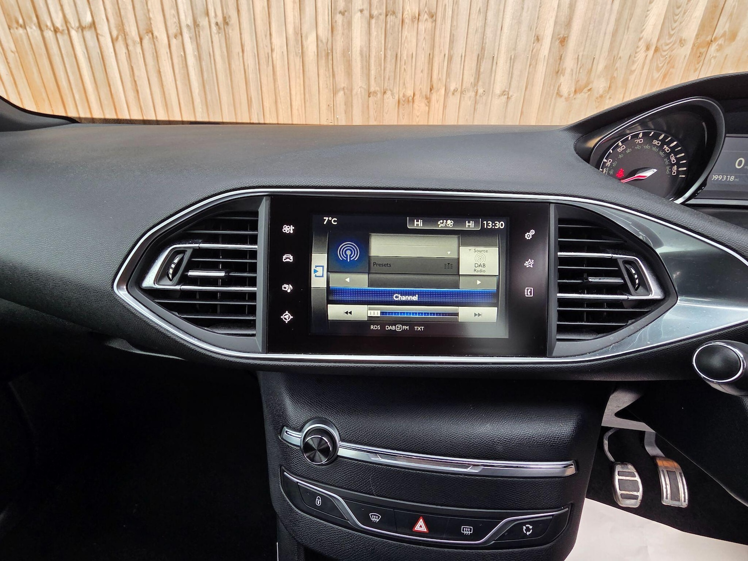 Used Peugeot 308 2016 for sale - 77215259: Photo 52