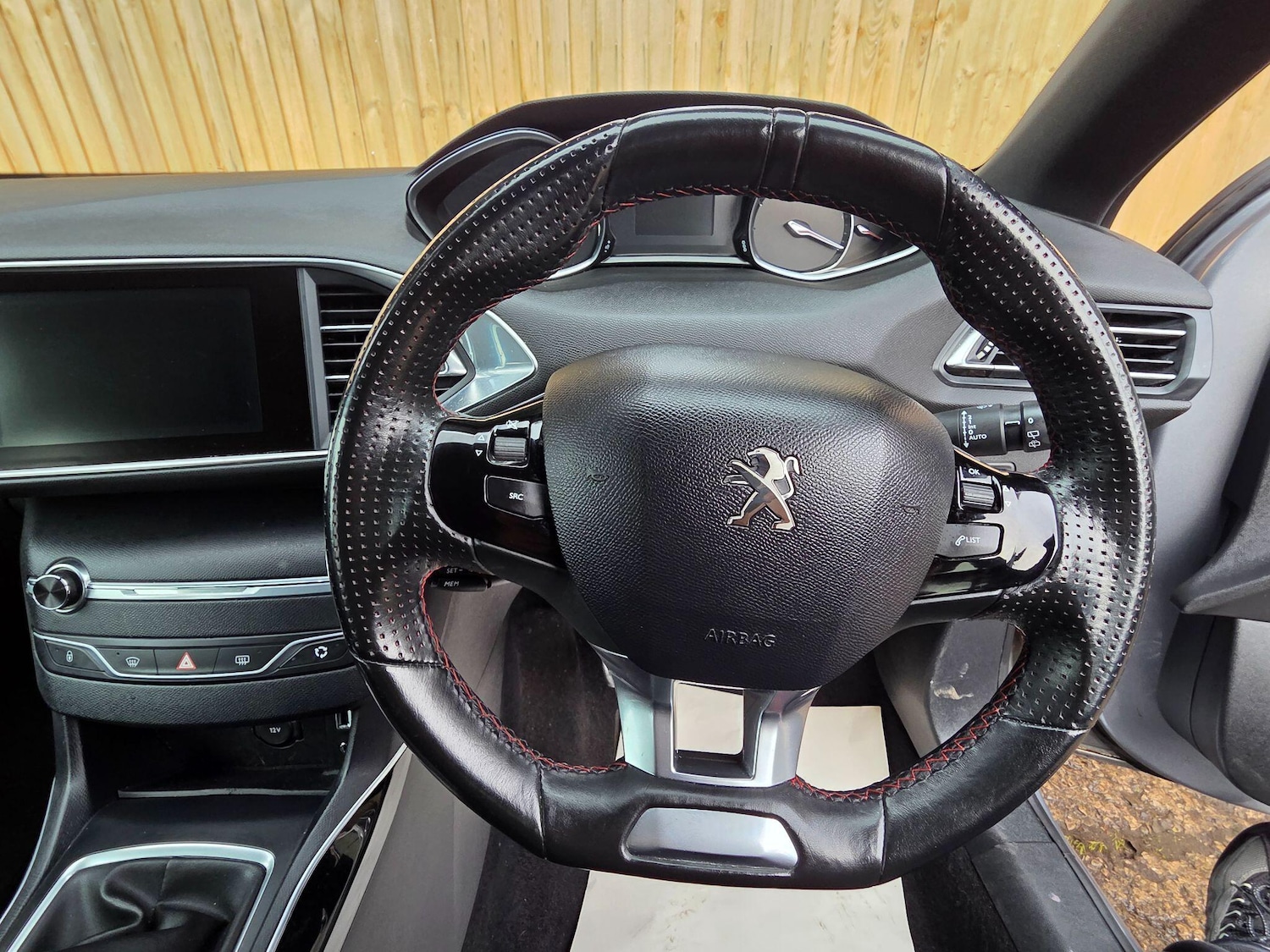 Used Peugeot 308 2016 for sale - 77215259: Photo 56