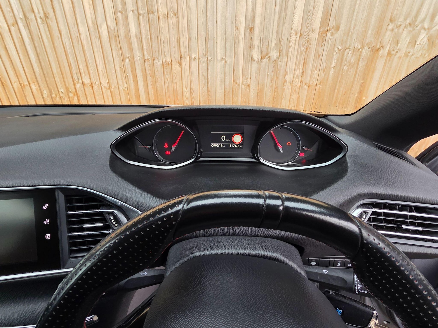 Used Peugeot 308 2016 for sale - 77215259: Photo 61