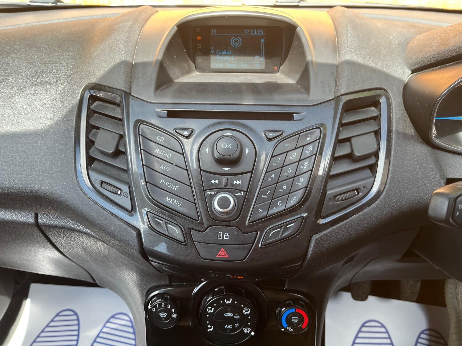 Used Ford Fiesta 2014 for sale - 76646316: Photo 15