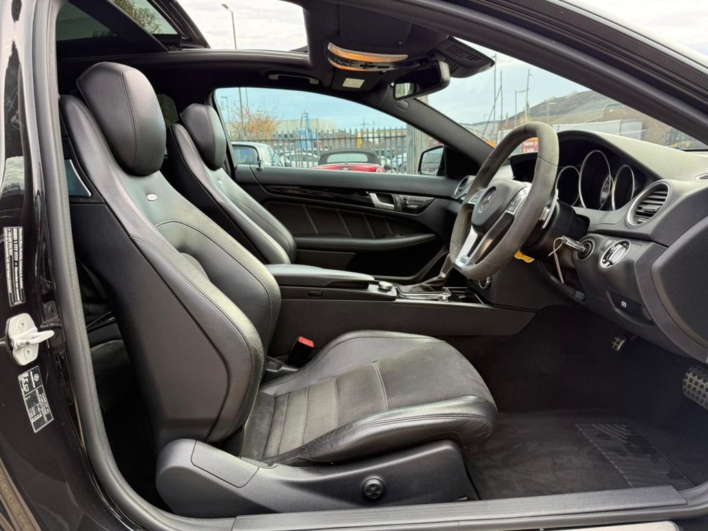 Used Mercedes-Benz C Class 2014 for sale - 76386122: Photo 19