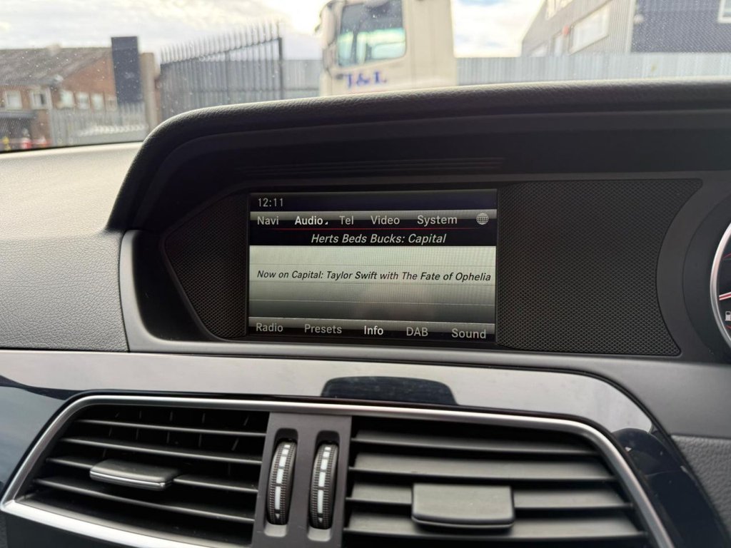 Used Mercedes-Benz C Class 2014 for sale - 76386122: Photo 29