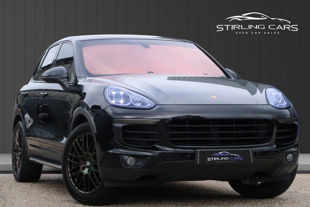Used Porsche Cayenne 2015 for sale - 76068411: Photo 1